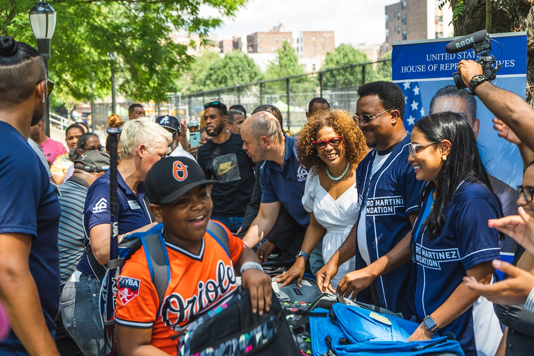 Ex- Met Hosts Amazin Backpack Giveaway