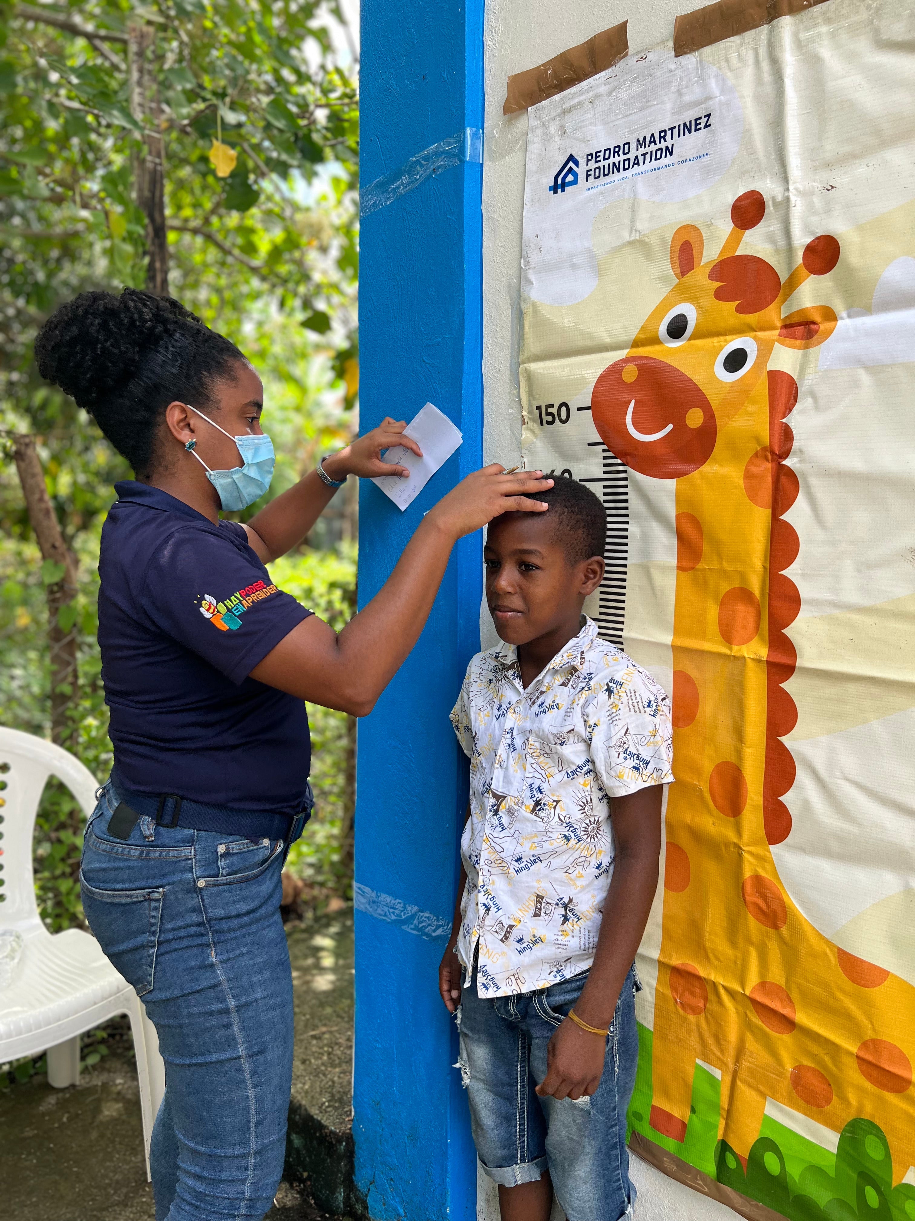 Pedro Martínez Foundation Hosts Health Drive in a Community in the Dominican Republic.