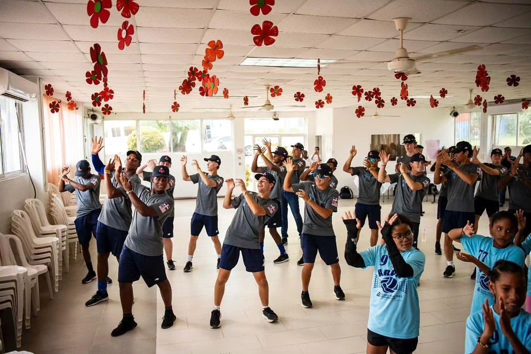 Red Sox Academy "Dulces Sueños" Visit the Pedro Martínez Foundation in the Dominican Republic